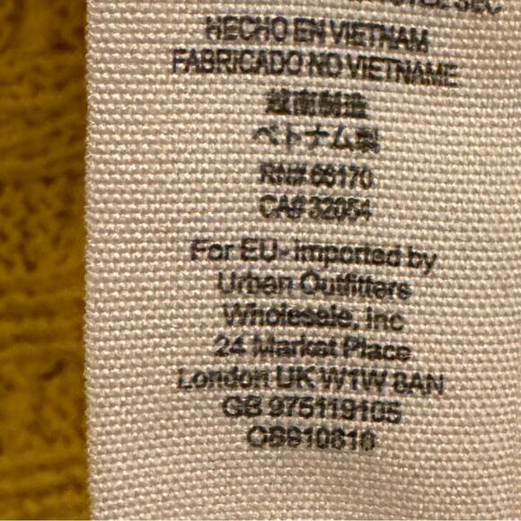 We The Free Size Medium Bright Yellow Thein Hacci V Neck Lightweight Sweater - Picture 13 of 13